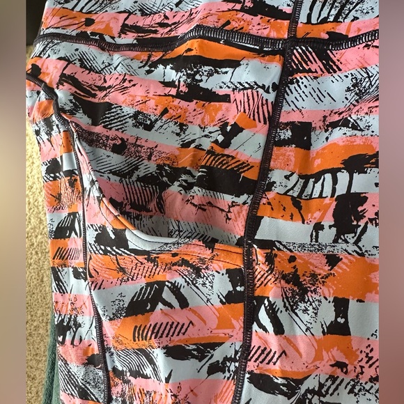 Lululemon Fast & Free Size 8 - Picture 10 of 14